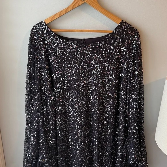 Pisarro Nights Sequence Party Formal Sheer Bell Sleeve Dress NWT - Picture 3 of 9